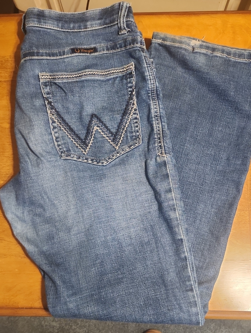 Wrangler Women's Blue Bootcut Jeans with Embroidered Back Pocket